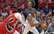 "Suns" bez Bukera pieveic "Pelicans", čempioni "Bucks" sagrauj "Bulls"