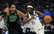 "Celtics" sērijas ceturtajā mačā uzvar čempioni "Bucks"