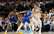 Bertāna "Mavericks" sērijā ar "Warriors" izcīna pirmo uzvaru