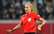Pasaules kausa izcīņas turnīru futbolā apkalpos trīs galvenās tiesneses sievietes