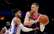 Porziņģis pret "76ers": 32 punkti un danku buķete – kārtīgs vienas rokas tomahauks, "alley‑oop" un "put back"