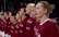 Emocionālā brīdī Telavivas arēnā mūsu basketbolistes dzied Latvijas himnu