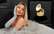 Pēc divu gadu kopdzīves dziedātāja Ariana Grande oficiāli šķīrusies no vīra