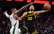 "Warriors" pārtrauc "Bucks" sešu uzvaru sēriju; "Clippers" atspēlējas un pārspēj "Rockets"