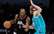 Dāvim Bertānam trīspunktnieku rekords "Hornets" kreklā, uzvaru nosargā "Clippers"