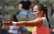 Ostapenko zaudē sarežģītā trīs setu mačā un no "French Open" izstājas jau otrajā kārtā