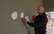 Rīgā jau trešo gadu iedzīvotājiem slēgts parks. Jaunais bruģis noaudzis ar zāli