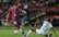 Goleadors Levandovskis ir īstajā vietā un laikā un atnes "Barcelona" septīto uzvaru