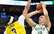 Pasečņiks gūst četrus punktus, "Bucks" pārbaudes mačā zaudē "Lakers"
