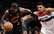 NBA līderi "Cavaliers" izbraukumā apspēlē Vašingtonas "Wizards" 