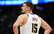 Jokiča un Vestbruka "triple‑double" NBA rekordi kaldina "Nuggets" uzvaru pār "Nets"