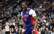 "Pistons" centra Durena spēcīgais danks mirdz NBA TOP 10