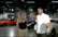 Rīgas Motormuzejā apskatāma kulta spēkratu izstāde "Skaistuma trajektorija"
