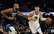 Porziņģa "Warriors" nesasmeļ otrajā ceturtdaļā izlaisto un piekāpjas Minesotas "Timberwolves"