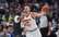Jokičs ar "triple double" kaldina "Nuggets" uzvaru izslēgšanas turnīra ievadā, "Lakers" tiek galā ar "Rockets"