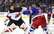 NHL vārtsargi Šestjorkins un Markstrems izvicina dūres un pieceļ kājās "Madison Square Garden"