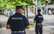 Novērsa pārdevēju uzmanību un zaga gredzenus. Policija aiztur sērijveida zagļus