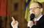 Ukrainas parlaments noraida premjera Jaceņuka demisiju