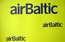 Saksofoniste nopērk "airBaltic" biļeti, bet lidmašīnā netiek laista