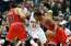 Rikijam Rubio 17 rezultatīvas piespēles, viņa Wolves ar 105:106 zaudē Bulls
