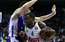 Real sīvā cīņā uzvar Anadolu Efes, Barcelona pārliecinoši pārspēj Olympiacos