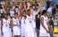 ASV basketbolists Onuaku atkārto slaveno Rika Berija soda metienu