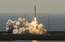 FOTO: Īsi pēc palaišanas eksplodējusi SpaceX raķete