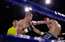 FOTO: Klondaika Fight Night pulcē labākos Latvijas un Lietuvas MMA un kikboksa cīkstoņus