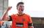 VIDEO: futbolists fantastiski iegriež bumbu vārtos no mīnuss leņķa