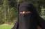 Ja aizliegs valkāt "burkas", būs jāizvairās no uzturēšanās sabiedriskās vietās, stāsta islāmā pārgājusi latviete