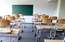 Ja vidusskolas klasē būs mazāk par 10 skolēniem, tā netiks atvērta, paziņo IzM