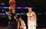 Porziņģim 10 punkti Knicks uzvarā pār Deivisu un Pelicans