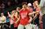 VIDEO: basketbola fans iemet no centra un iegūst milzu laimestu