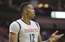 ESPN: Rockets līderis Hovards pievienosies Porziņģim un Knicks?