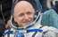 Pēc kosmosā pavadīta gada astronomi sveiki un veseli atgriezušies mājās – uz Zemes