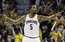 Cavaliers labo tālmetienu rekordu un sagrauj Hawks