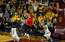 Raptors pārtrauc Cavaliers desmit uzvaru sēriju NBA play‑off turnīrā