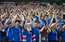 VIDEO: fantastiski! Desmitiem tūkstošu Islandes futbola fanu sinhroni aplaudē izlasei