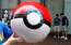 Pokemoni turpina uzvaras gājienu – sākušās šo radību ķeršanas sacensības