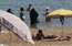 Vairākās Francijas pilsētās par burkini nēsāšanu draud 38 eiro liels naudas sods