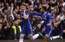 VIDEO: Pedro iesit 32. sekundē, Chelsea "izārda" Mourinju un Manchester United