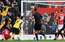 VIDEO: Žirū pēdējā minūtē dramatiski izrauj Arsenal punktu pret Manchester United