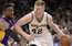 Lepojamies! Bertāns kļūst par rezultatīvāko "Spurs" spēlētāju mačā ar "Lakers"