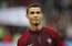 Kvēls Ronaldu fans matos izskuj portugāļu superzvaigznes kontūru