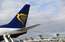 "Ryanair" arī piektdien atcēlis divus reisus starp Rīgu un Londonu