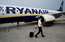 Zemo algu dēļ "Ryanair" darbinieki uz četrām stundām streiko Vācijā