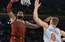 Vai Karalis Džeimss izvēlēsies Porziņģi NBA Zvaigžņu spēlei?