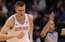 Porziņģis ar 19 punktiem palīdz "Knicks" vienībai pārtraukt zaudējumu sēriju