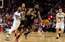 VIDEO:  "Rockets" zvaigzne Hārdens labo NBA rekordu
