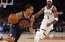 Latvijas simtgadei veltītā NBA mačā "Knicks" Vējoņa klātbūtnē piekāpjas "Bucks" basketbolistiem